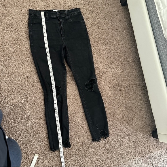 Abercrombie and Fitch Black Distressed High Rise Super Skinny Ankle Jeans Size 4 - Picture 11 of 11